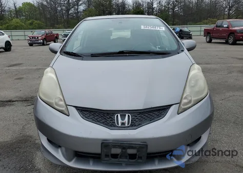 2009 Honda Fit Sport из США, поврежденный, VIN JHMGE88419C004901